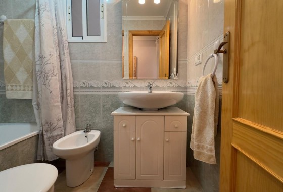 Herverkoop - Appartement / Flat -
Torrevieja - Acequion