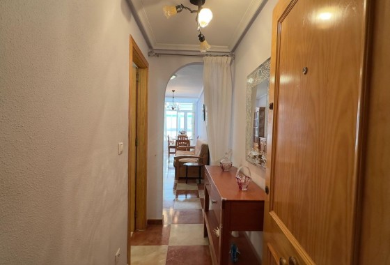 Herverkoop - Appartement / Flat -
Torrevieja - Acequion
