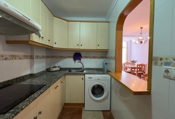 Herverkoop - Appartement / Flat -
Torrevieja - Acequion