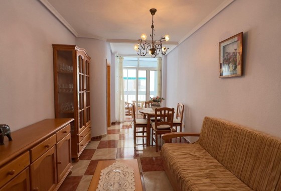 Herverkoop - Appartement / Flat -
Torrevieja - Acequion