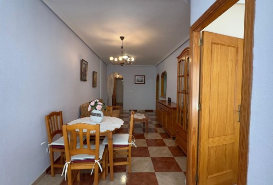 Herverkoop - Appartement / Flat -
Torrevieja - Acequion