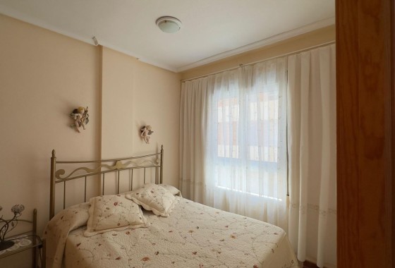 Herverkoop - Appartement / Flat -
Torrevieja - Acequion