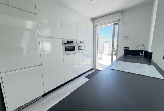 Venta - Chalet Independiente -
Lomas de Cabo Roig