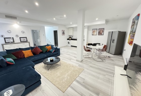 Venta - Chalet Independiente -
Lomas de Cabo Roig