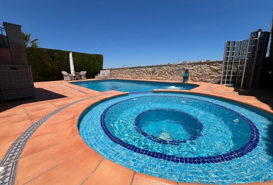 Resale - Detached Villa -
Algorfa - La Finca Golf Resort
