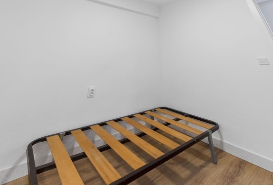 Resale - Apartment / Flat -
Torrevieja - Centro