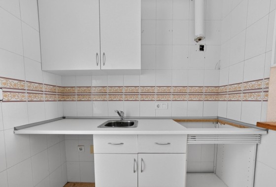 Resale - Apartment / Flat -
Torrevieja - El limonar
