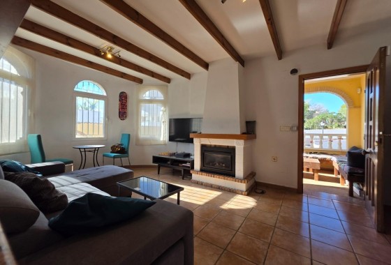 Wiederverkauf - Freistehende Villa -
Orihuela Costa - Villamartín-Las Filipinas