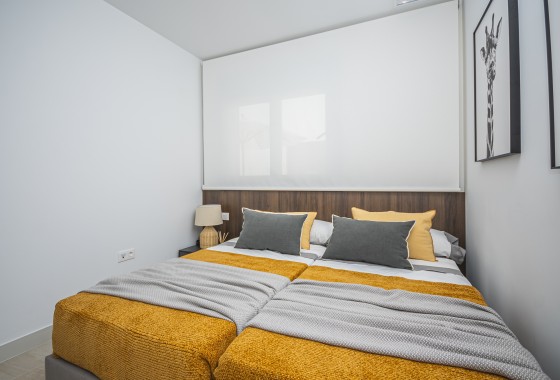 NIEUWBOUW - Rijhuis -
Torrevieja