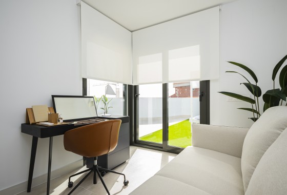 NIEUWBOUW - Rijhuis -
Torrevieja