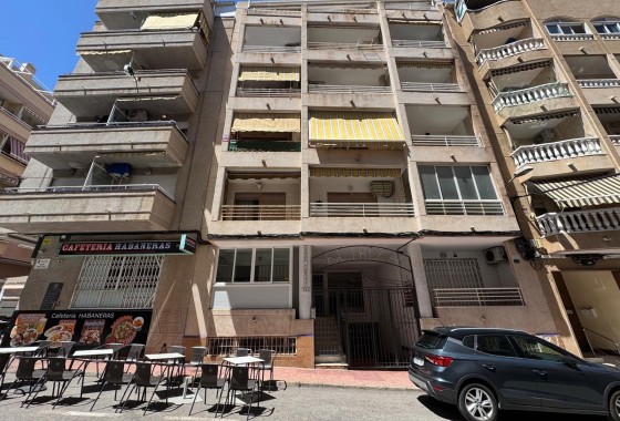 Herverkoop - Appartement / Flat -
Torrevieja - Center