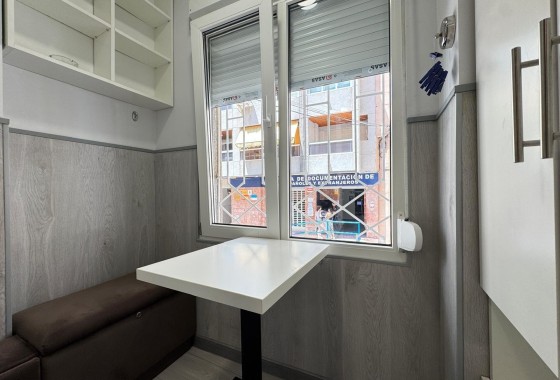 Herverkoop - Appartement / Flat -
Torrevieja - Playa del Cura