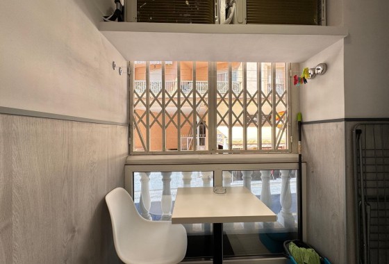Herverkoop - Appartement / Flat -
Torrevieja - Playa del Cura