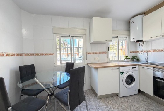 Herverkoop - Appartement / Flat -
Torrevieja - Center