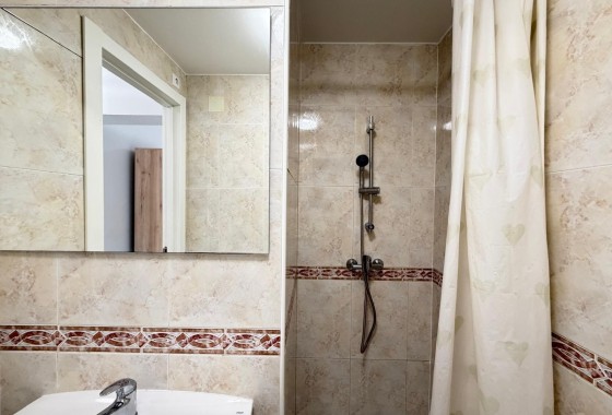 Herverkoop - Appartement / Flat -
Torrevieja - Center