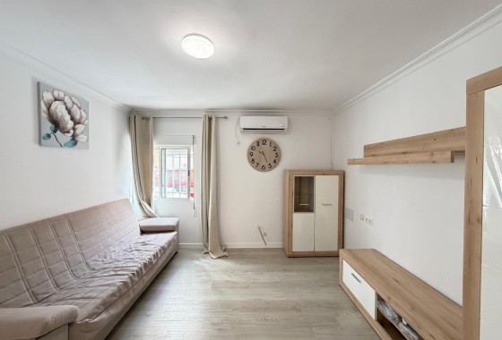 Herverkoop - Appartement / Flat -
Torrevieja - Center