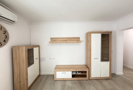 Herverkoop - Appartement / Flat -
Torrevieja - Center