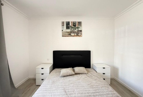 Herverkoop - Appartement / Flat -
Torrevieja - Center