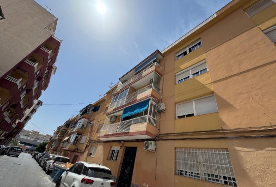 Herverkoop - Appartement / Flat -
Torrevieja - Center