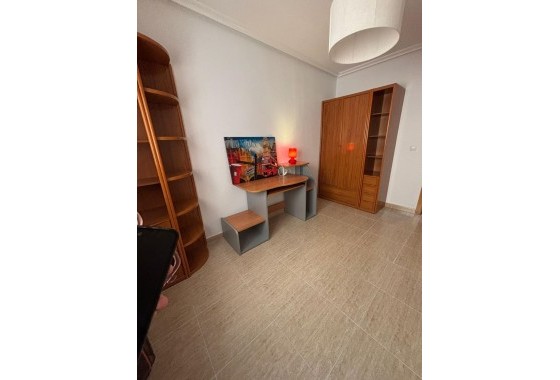 Herverkoop - Appartement / Flat -
Torrevieja - Center