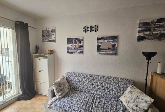 Herverkoop - Appartement / Flat -
Torrevieja - Lago jardin