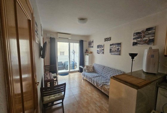 Herverkoop - Appartement / Flat -
Torrevieja - Lago jardin