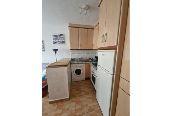 Herverkoop - Appartement / Flat -
Torrevieja - Lago jardin