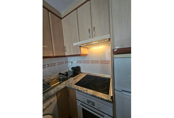 Herverkoop - Appartement / Flat -
Torrevieja - Lago jardin