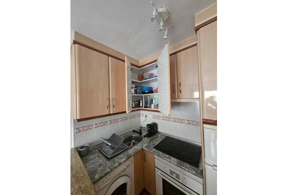 Herverkoop - Appartement / Flat -
Torrevieja - Lago jardin