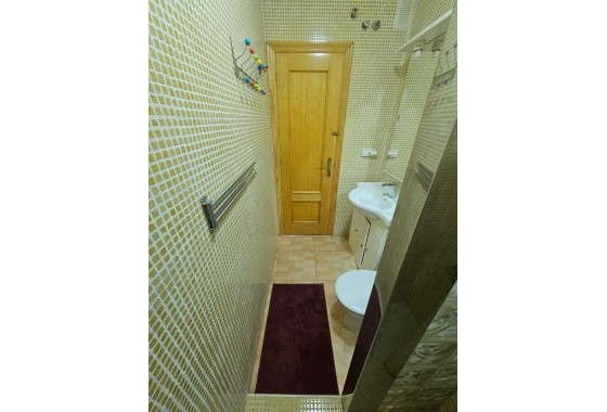 Herverkoop - Appartement / Flat -
Torrevieja - Lago jardin