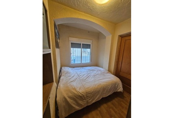 Herverkoop - Appartement / Flat -
Torrevieja - Lago jardin