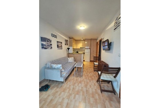 Herverkoop - Appartement / Flat -
Torrevieja - Lago jardin