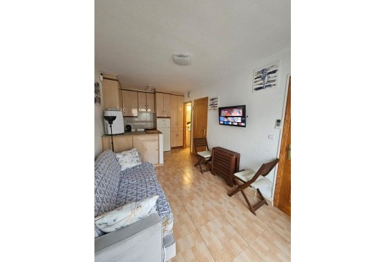 Herverkoop - Appartement / Flat -
Torrevieja - Lago jardin