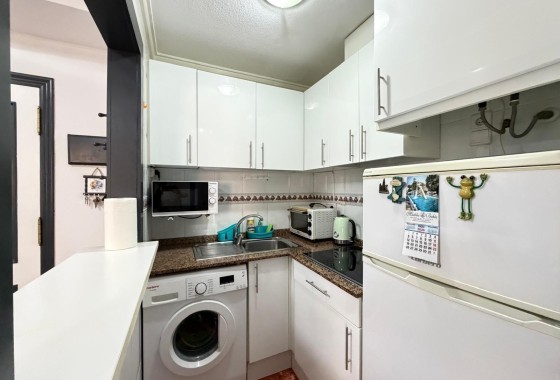 Herverkoop - Appartement / Flat -
Torrevieja - Estacion de autobuses