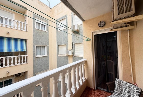 Herverkoop - Appartement / Flat -
Torrevieja - Estacion de autobuses