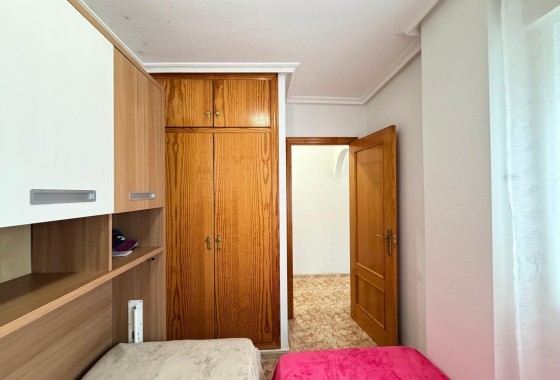 Resale - Apartment / Flat -
Torrevieja - Playa del Cura