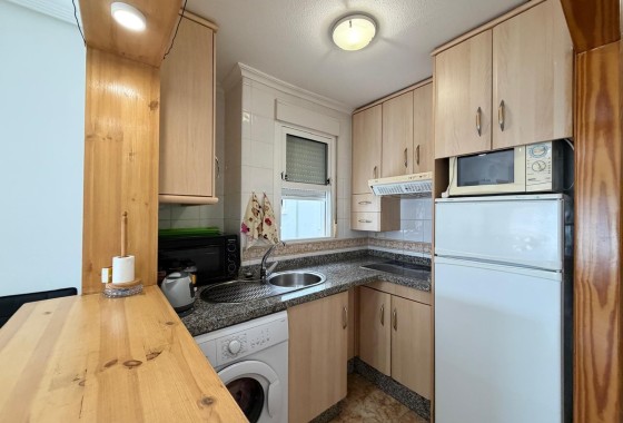 Resale - Apartment / Flat -
Torrevieja - Playa del Cura