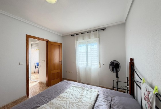 Resale - Apartment / Flat -
Torrevieja - Playa del Cura