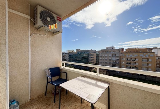 Resale - Apartment / Flat -
Torrevieja - Playa del Cura