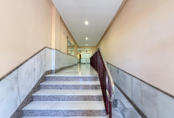 Resale - Apartment / Flat -
Torrevieja - Playa del Cura