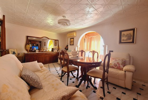 Herverkoop - Appartement / Flat -
Torrevieja - Acequion
