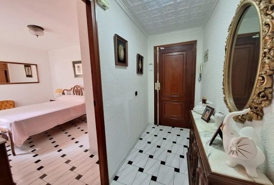 Herverkoop - Appartement / Flat -
Torrevieja - Acequion