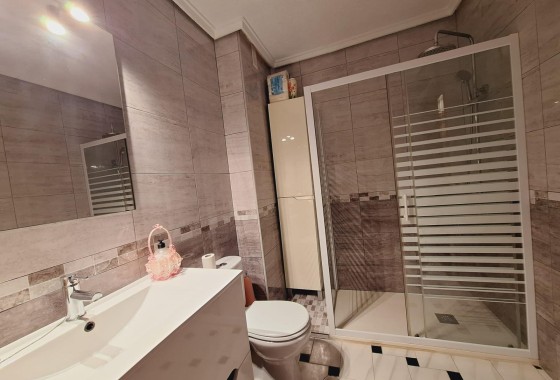 Herverkoop - Appartement / Flat -
Torrevieja - Acequion