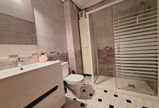 Herverkoop - Appartement / Flat -
Torrevieja - Acequion
