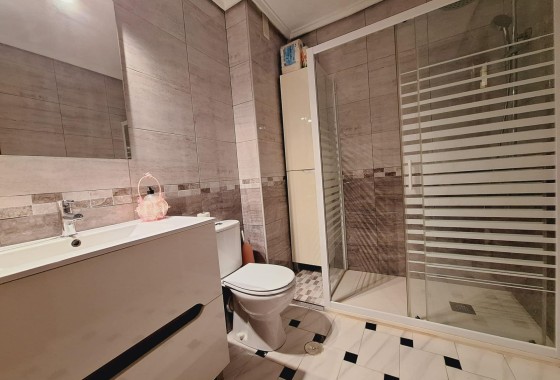 Herverkoop - Appartement / Flat -
Torrevieja - Acequion