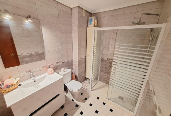 Herverkoop - Appartement / Flat -
Torrevieja - Acequion