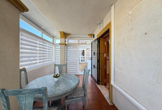 Herverkoop - Rijhuis -
Orihuela Costa - Las Filipinas