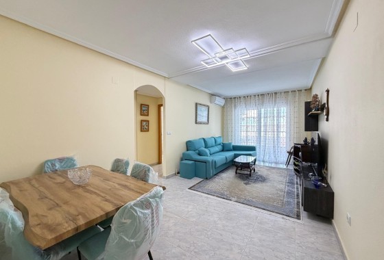 Herverkoop - Appartement / Flat -
Torrevieja - Playa del Cura