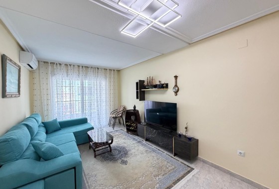 Herverkoop - Appartement / Flat -
Torrevieja - Playa del Cura