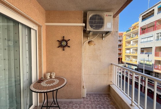 Herverkoop - Appartement / Flat -
Torrevieja - Playa del Cura